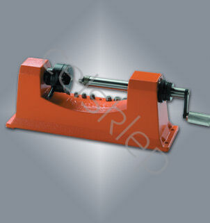 Lyman Universal Trimmer + 9 pilotów - 7862000 