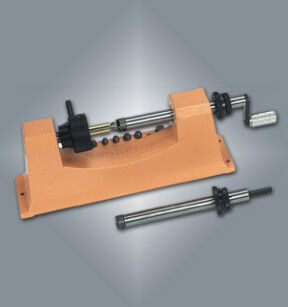 Lyman Universal Trimmer Power Pack Combo + 9 pilotów + adapter do wkrętarki - 7862003